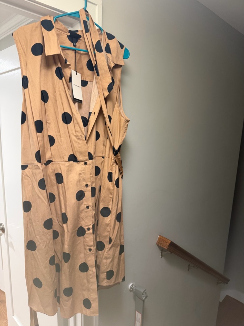 Who What Wear Tan Sleeveless Polka Dot Midi Dress with Tie